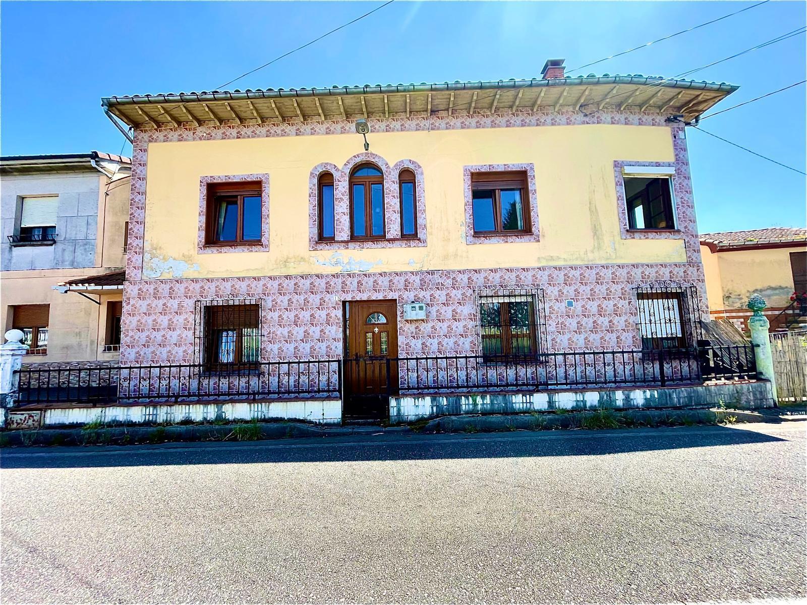 For sale of house in Siero