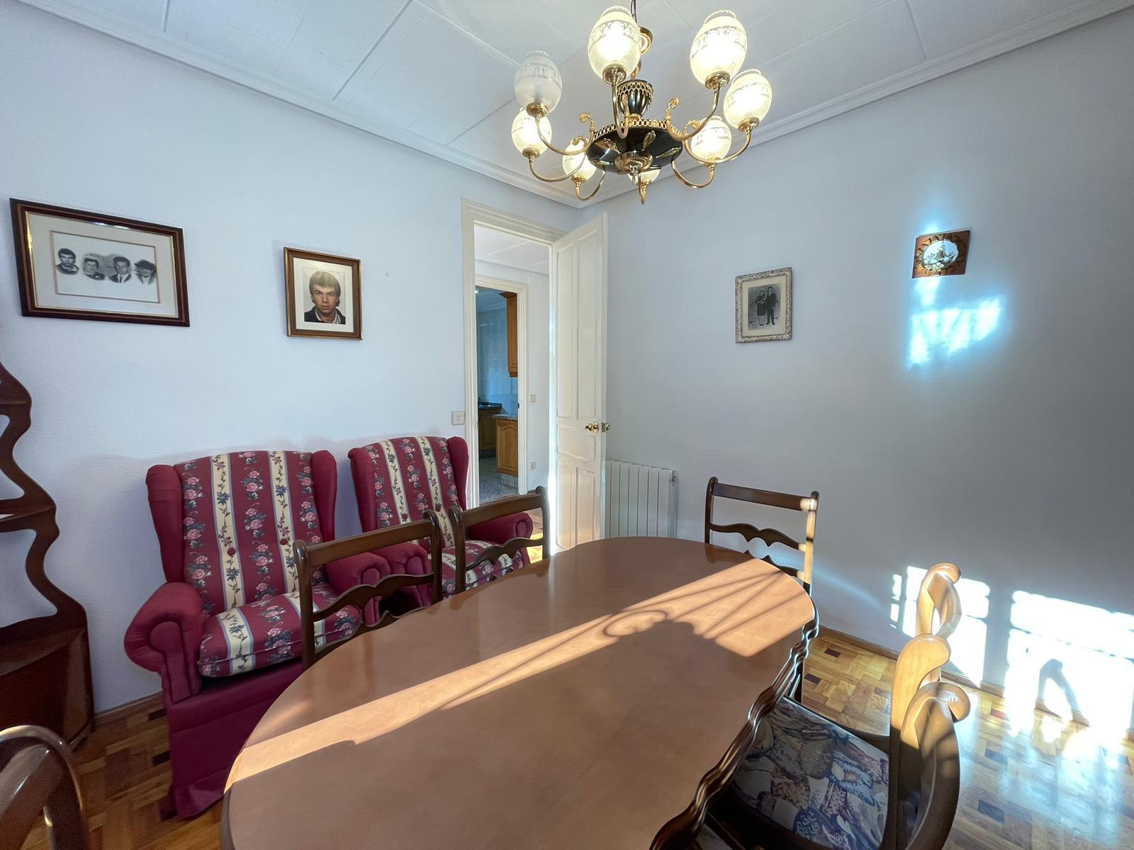 For sale of house in Somiedo