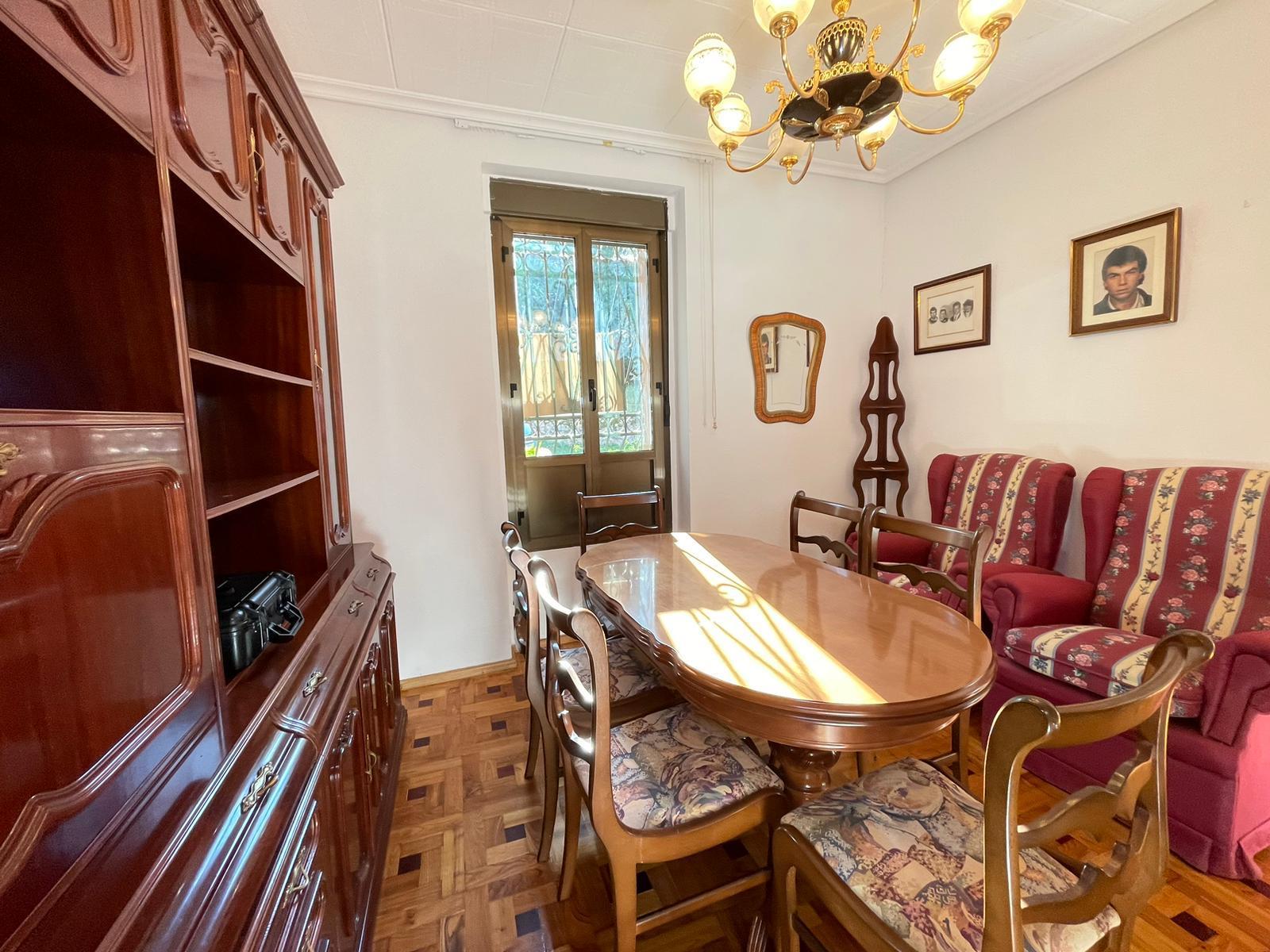 For sale of house in Somiedo