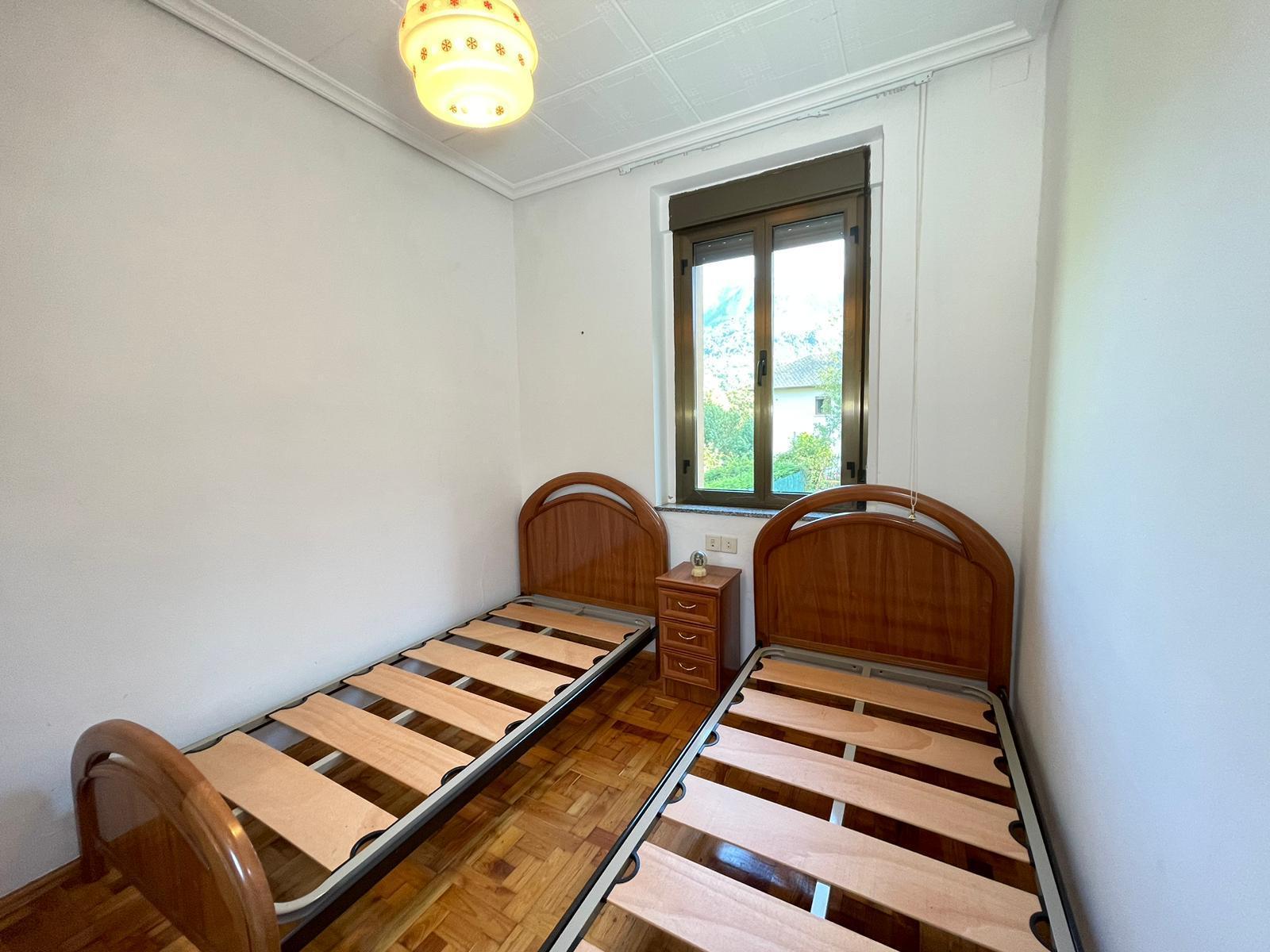 For sale of house in Somiedo