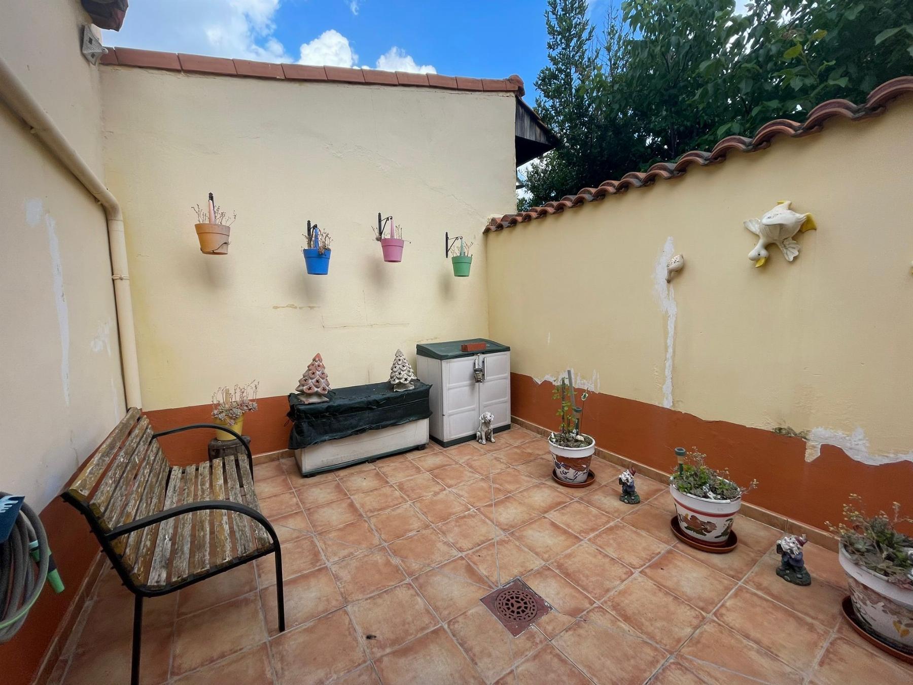 For sale of house in León