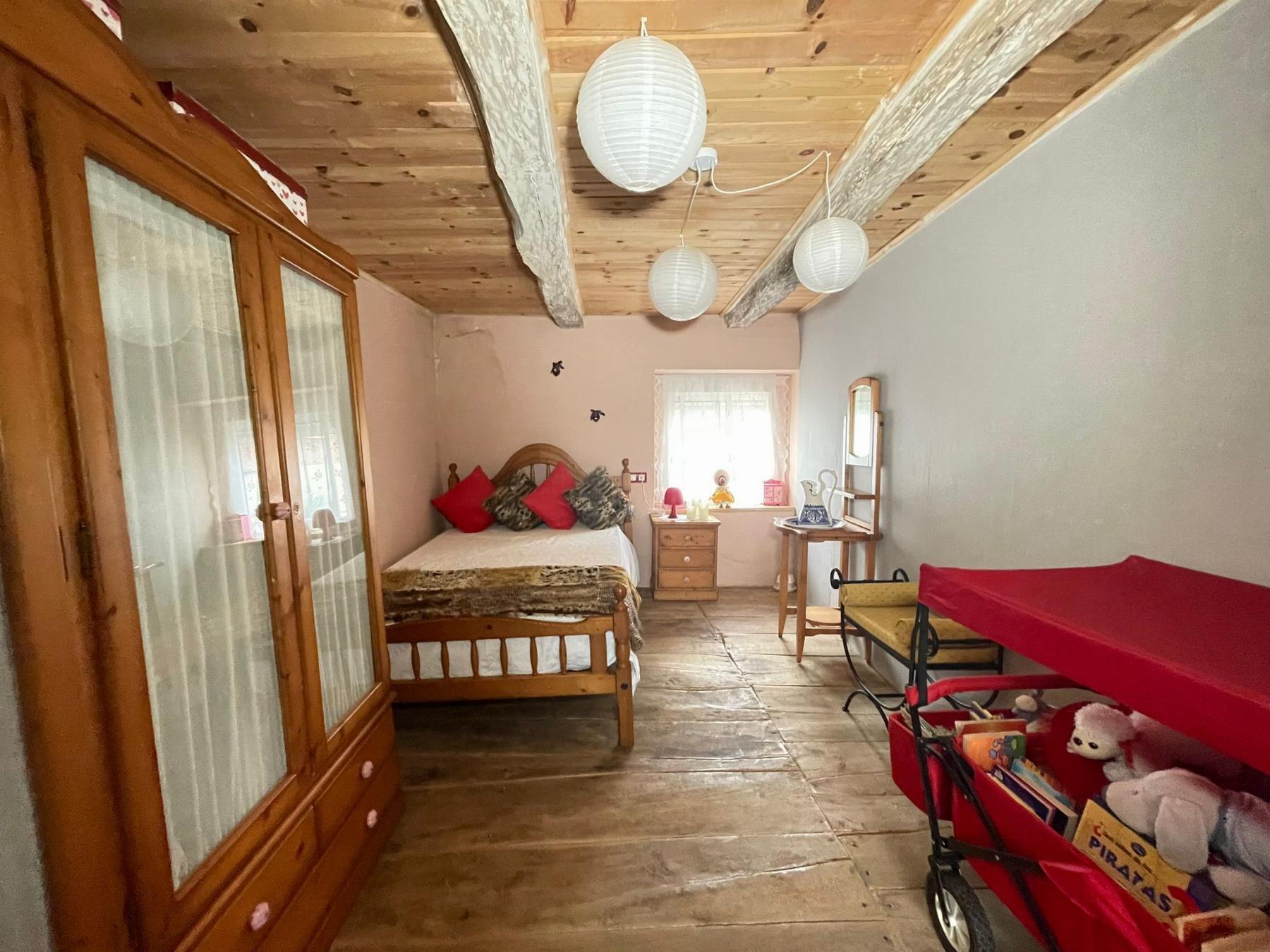 For sale of house in León