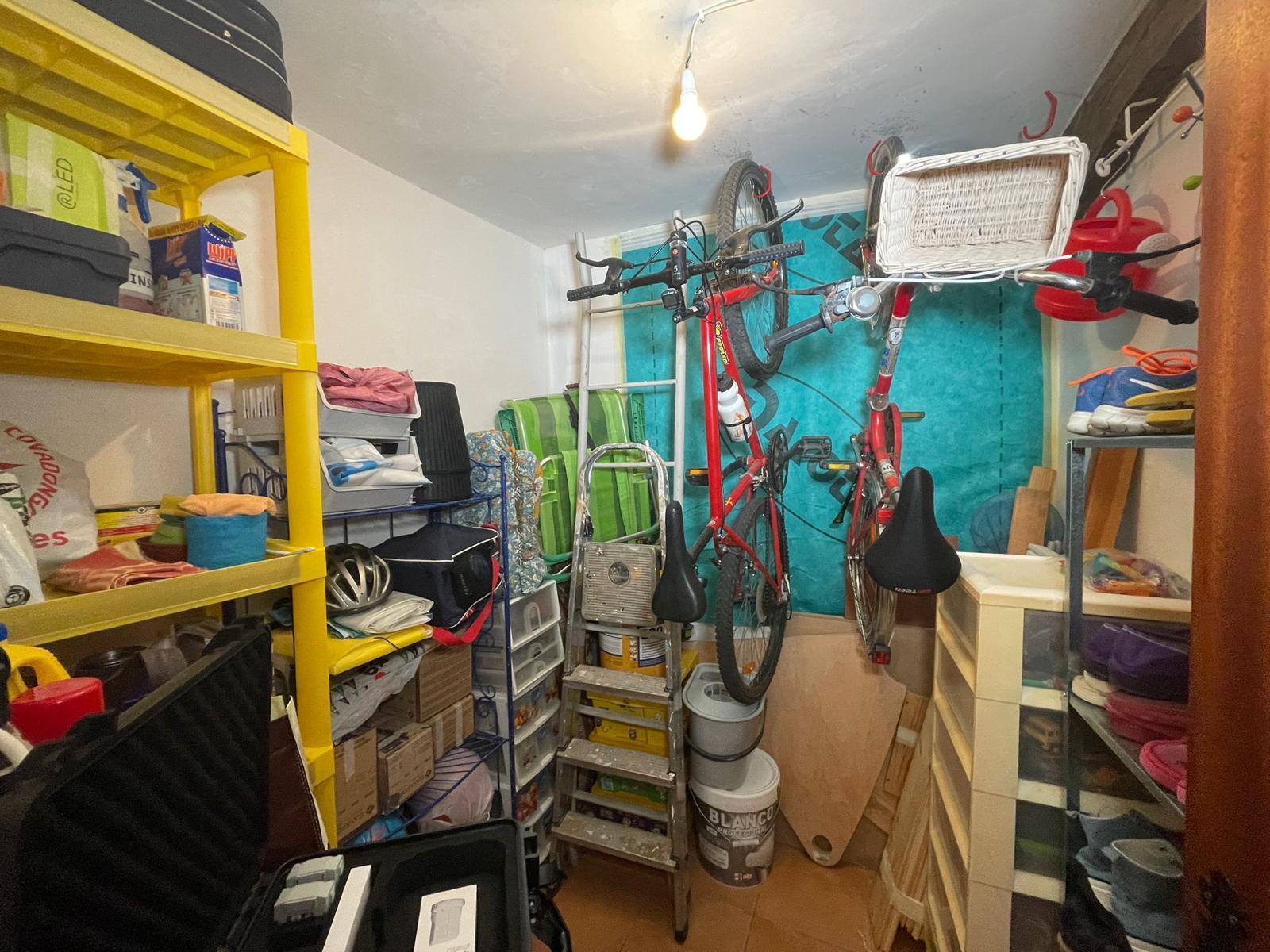 For sale of house in León