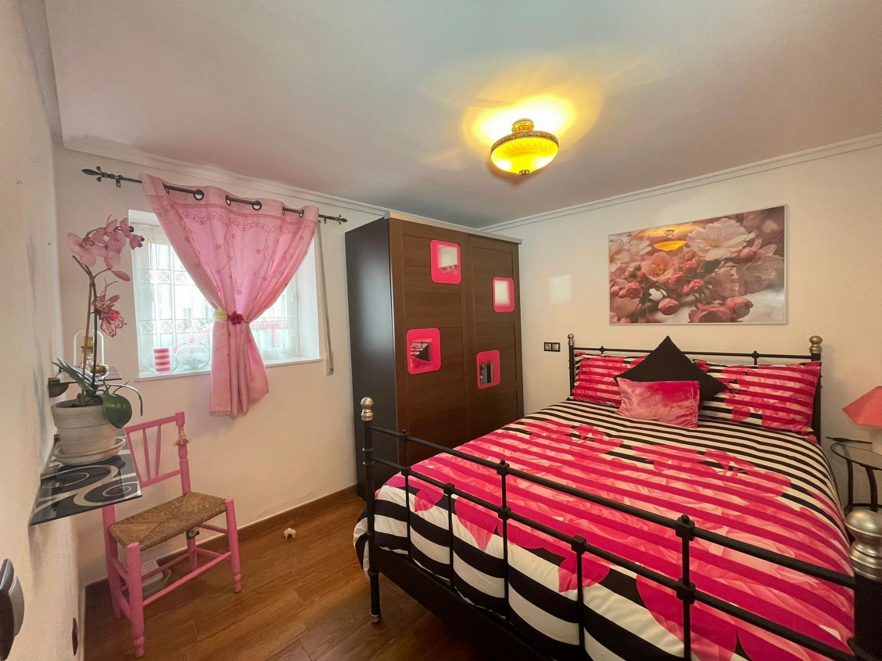 For sale of house in León