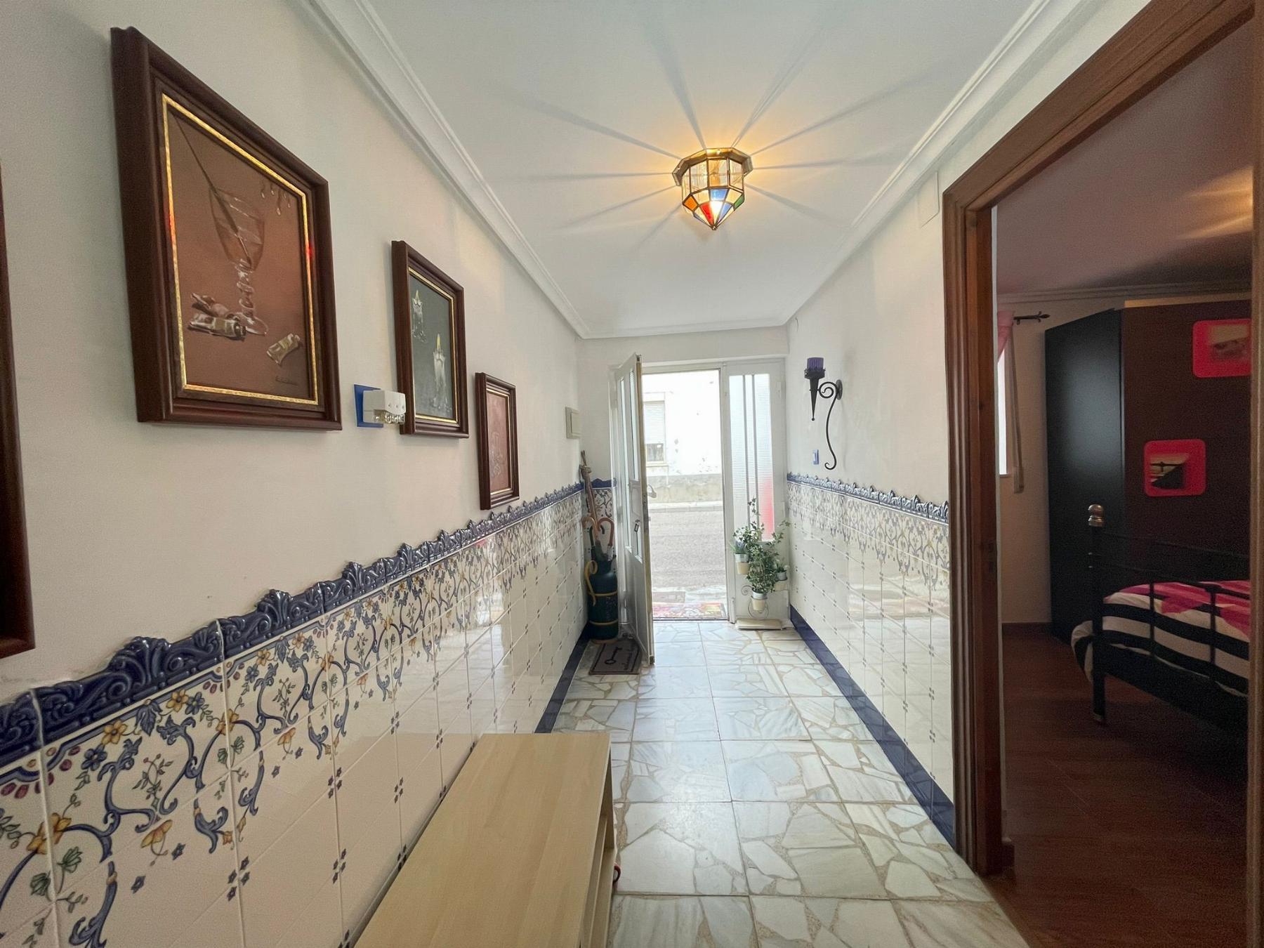 For sale of house in León
