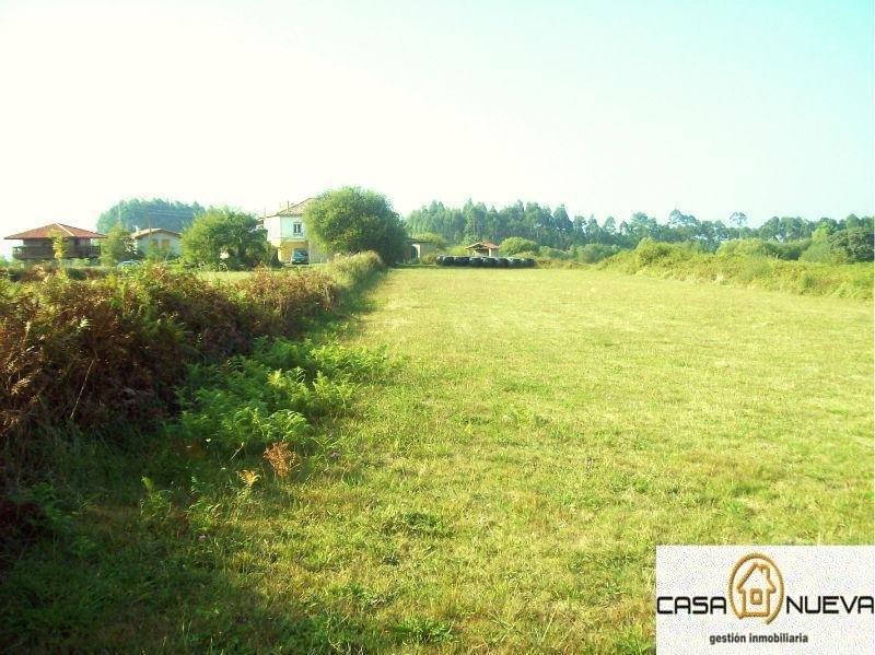 For sale of land in Villaviciosa