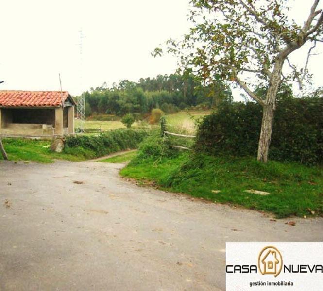 For sale of land in Villaviciosa