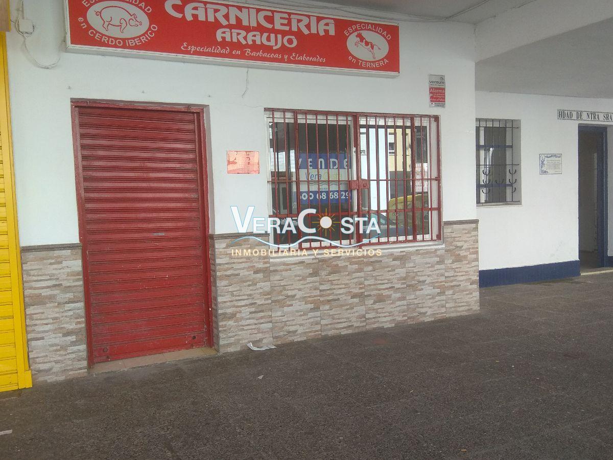 For sale of commercial in Isla Cristina