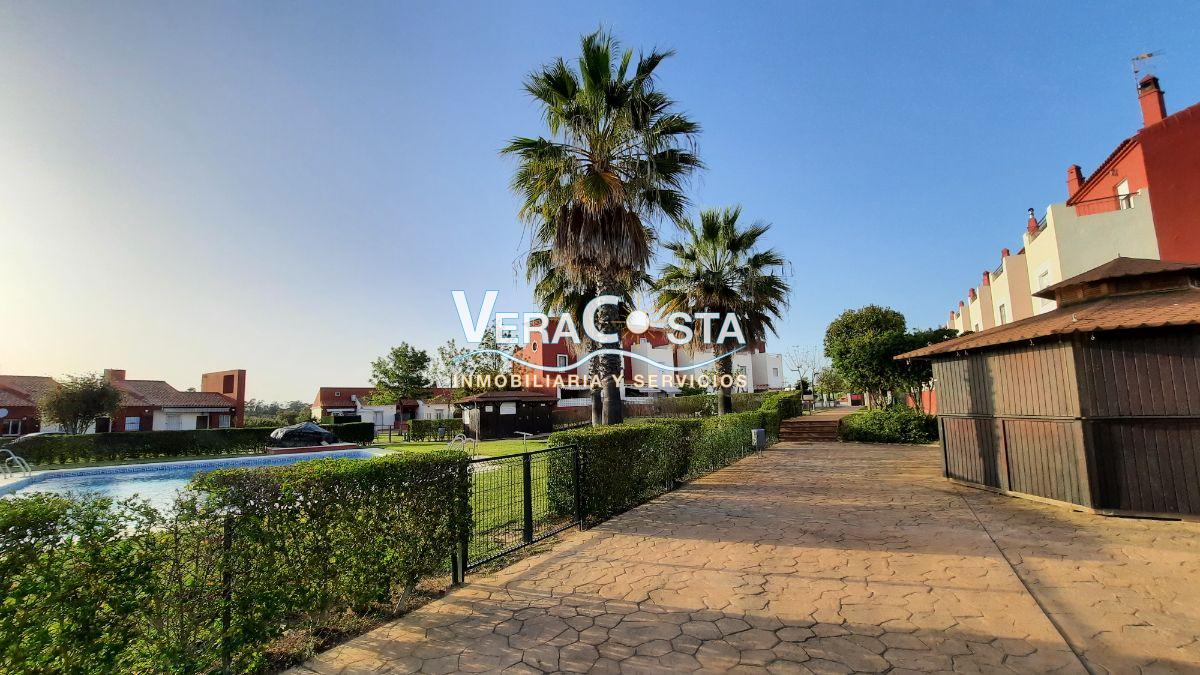 For sale of chalet in Isla Cristina