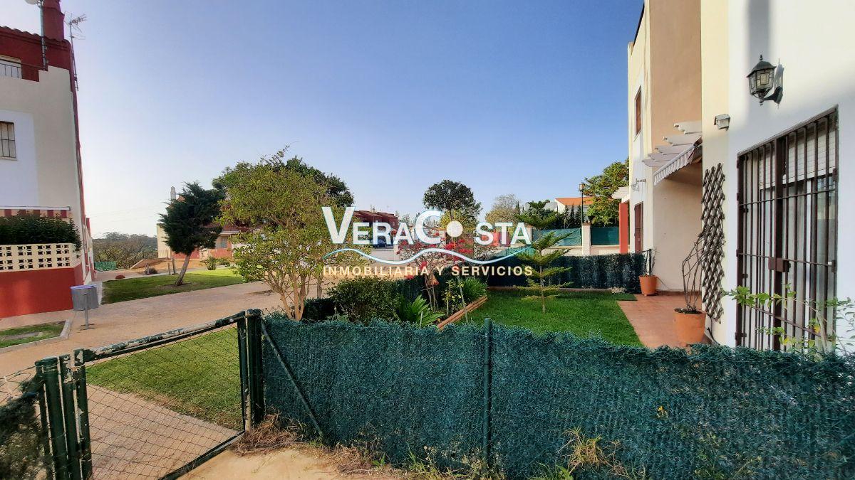 For sale of chalet in Isla Cristina