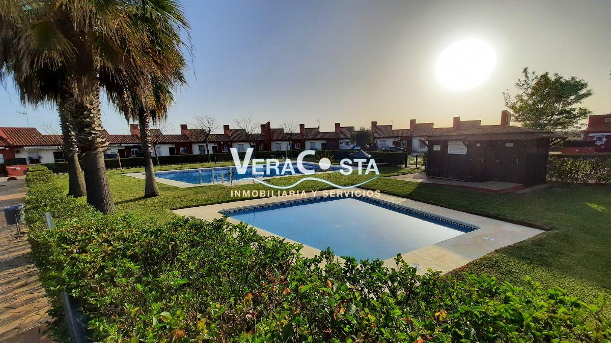 For sale of chalet in Isla Cristina