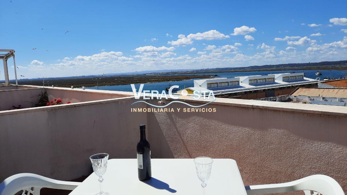 For sale of flat in Isla Cristina