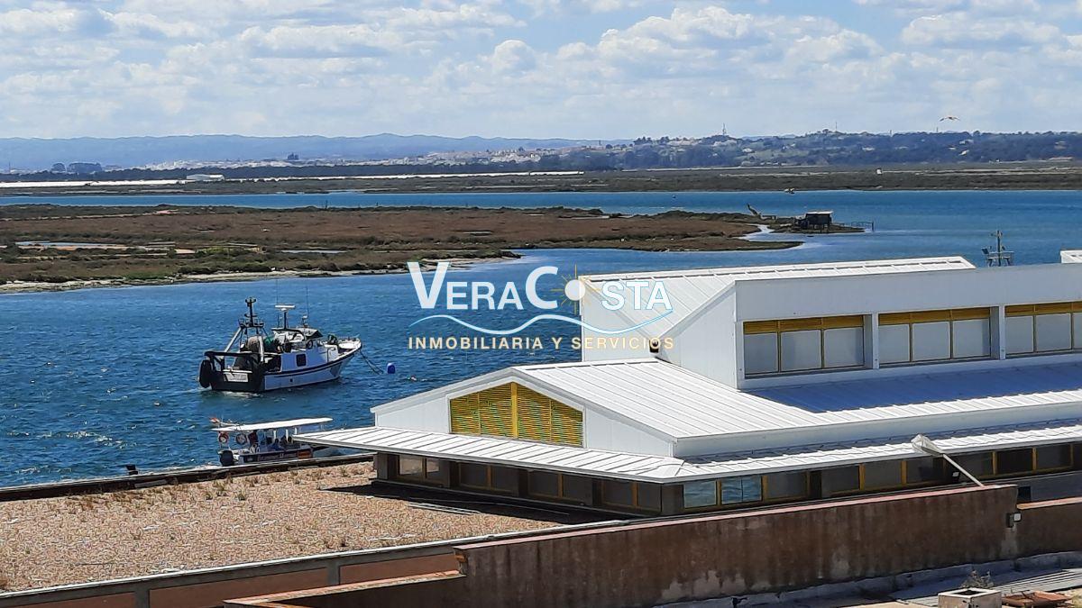 For sale of flat in Isla Cristina