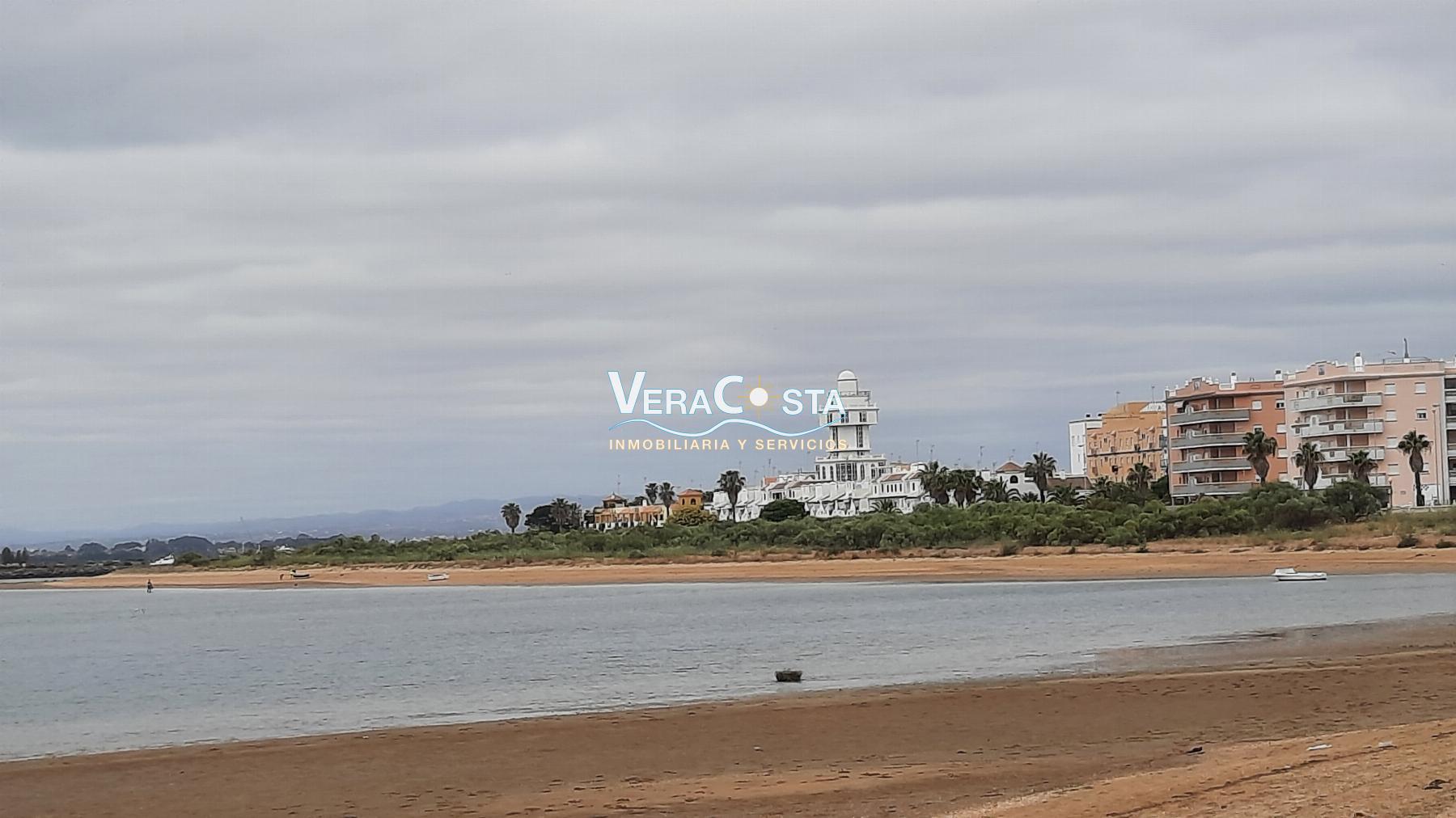 For sale of flat in Isla Cristina