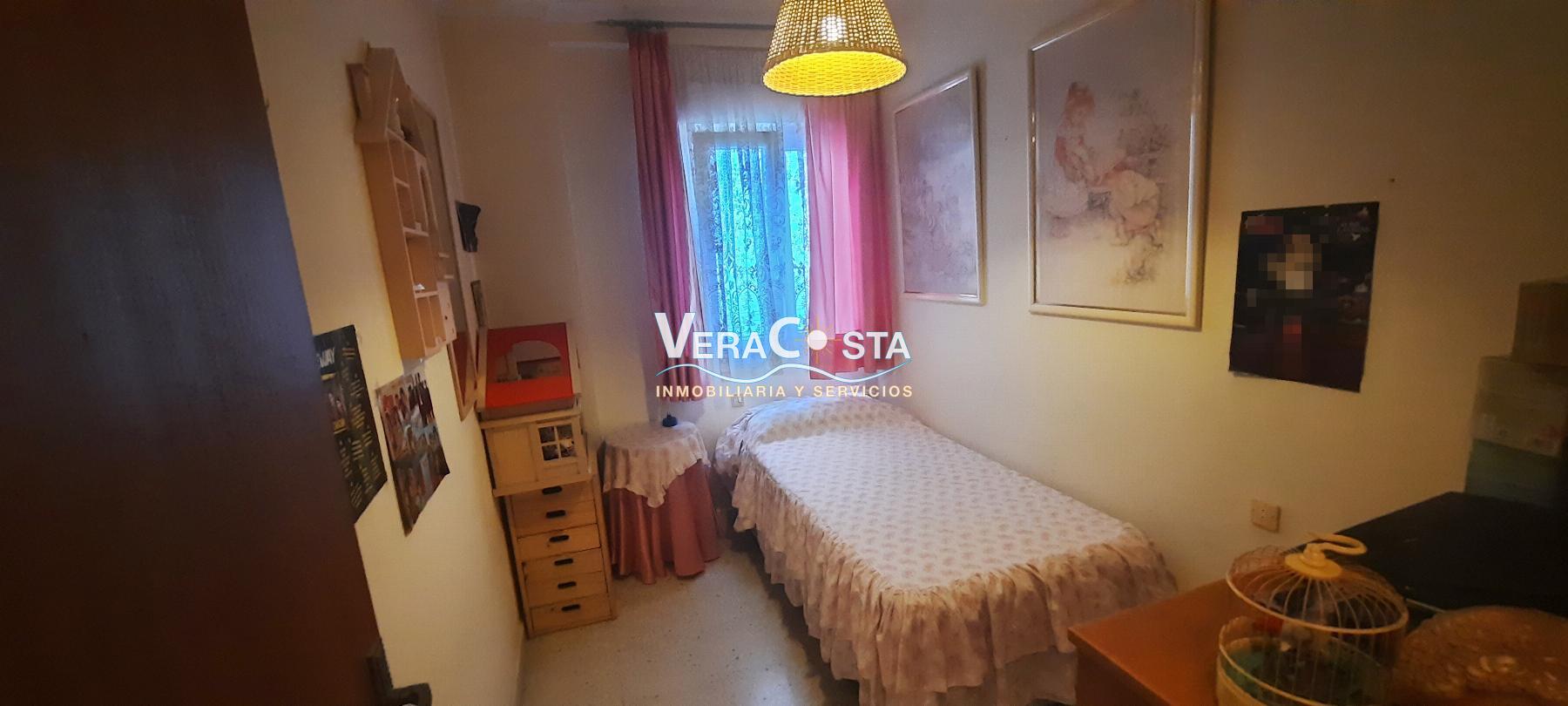 For sale of flat in Isla Cristina