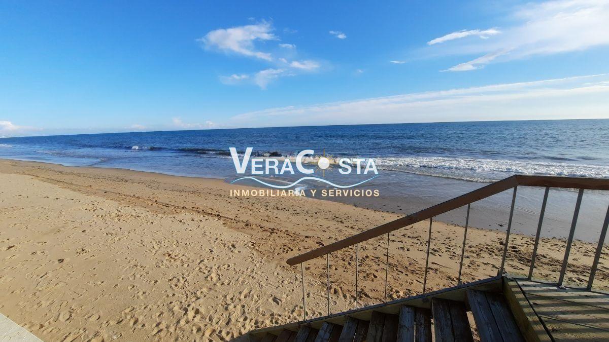 For sale of flat in Isla Cristina