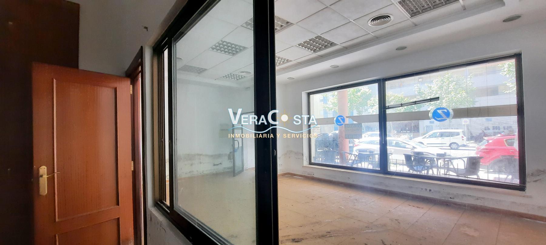 For sale of commercial in Isla Cristina
