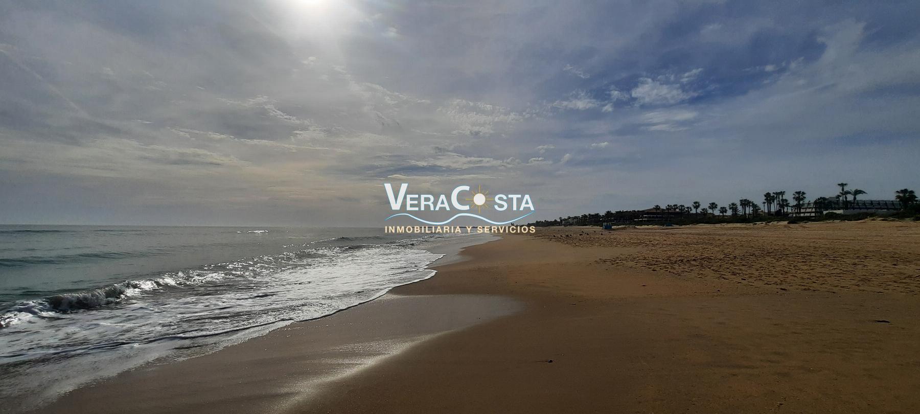 For sale of flat in Isla Cristina
