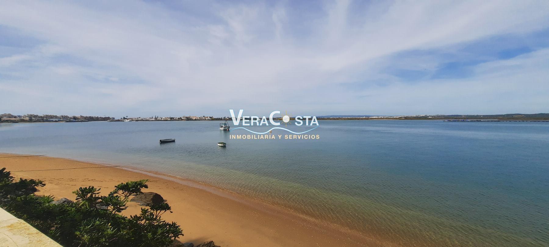 For sale of flat in Isla Cristina