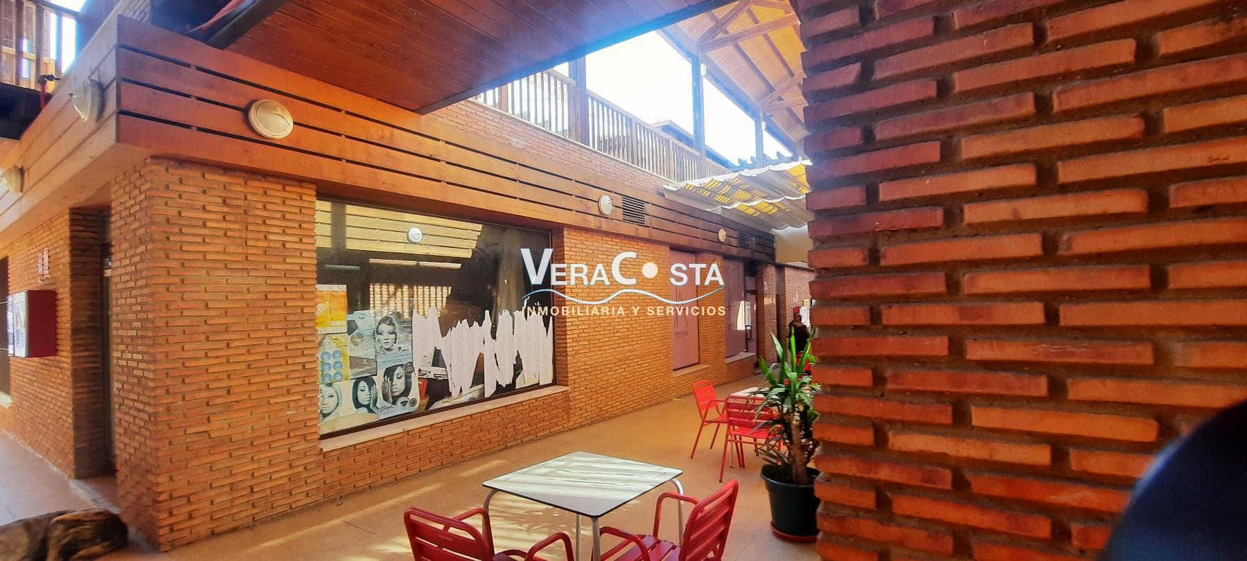 For sale of commercial in La Redondela