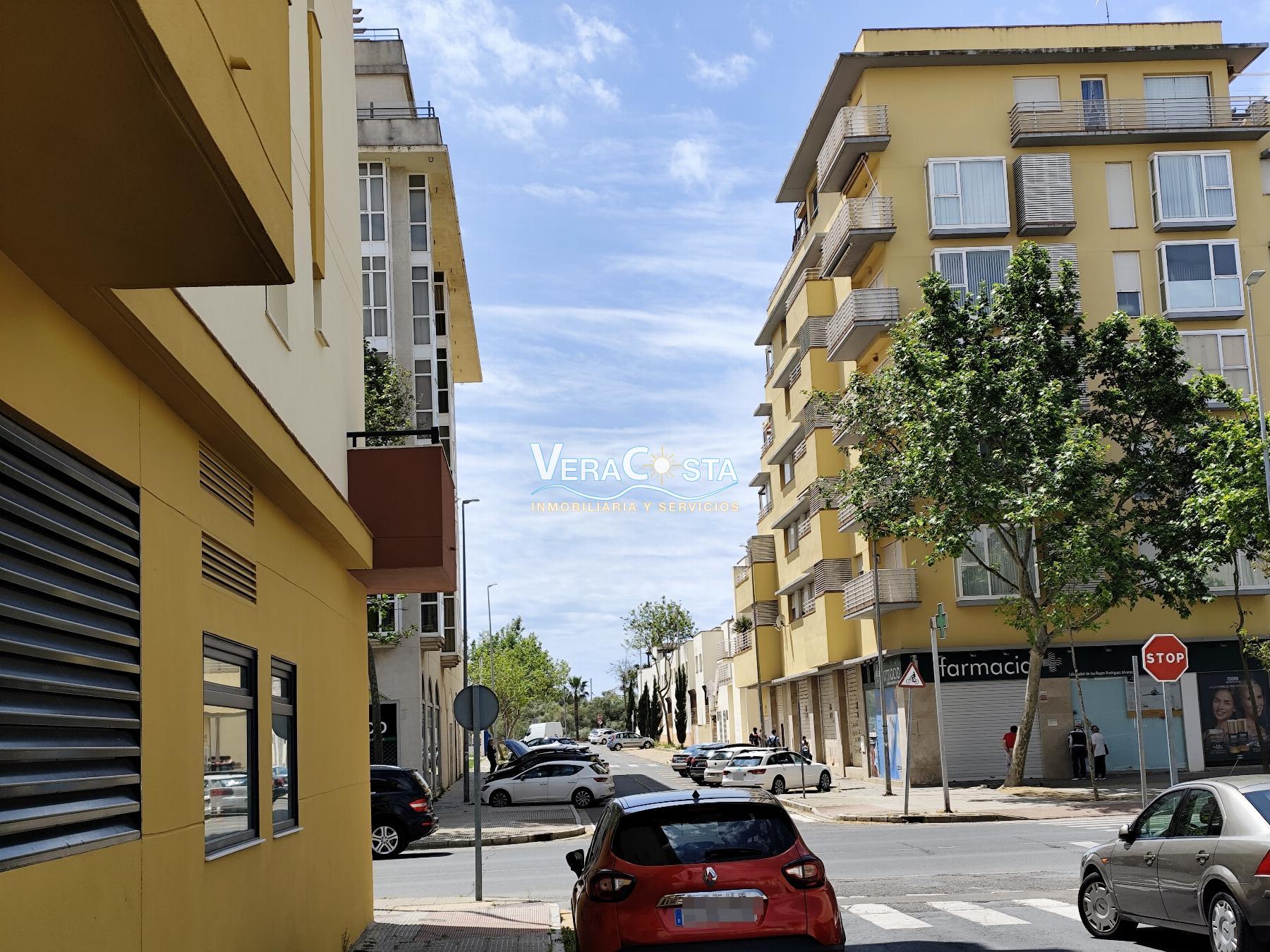 For sale of flat in Isla Cristina