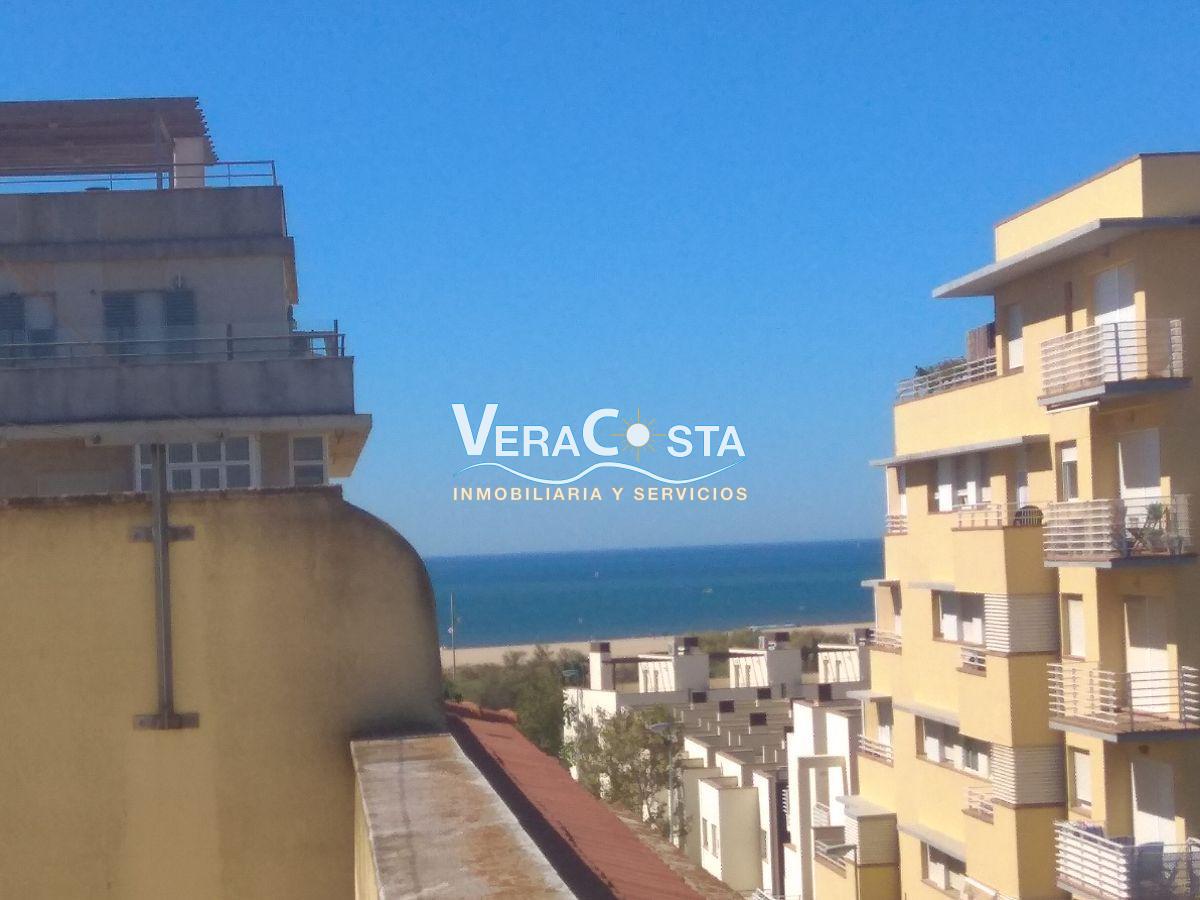 For sale of flat in Isla Cristina