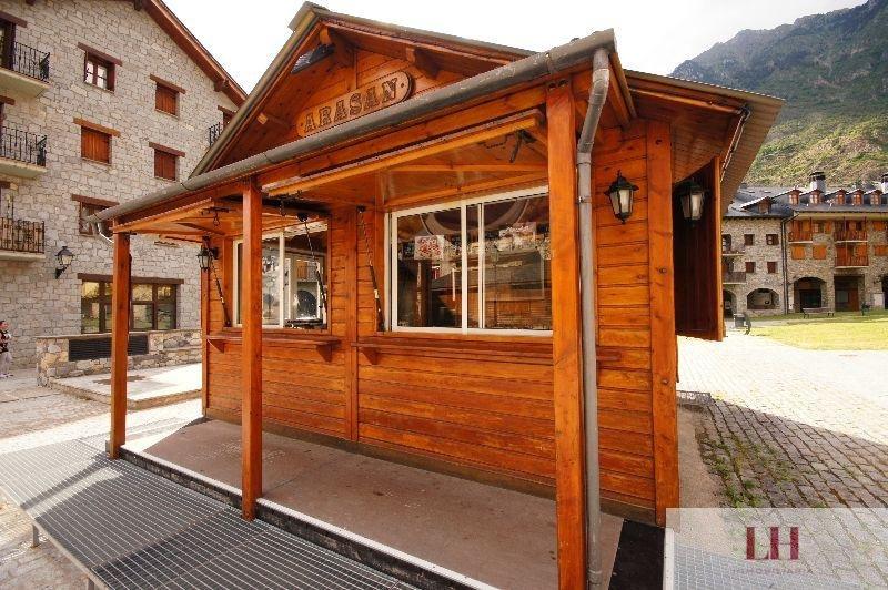 For sale of commercial in Benasque