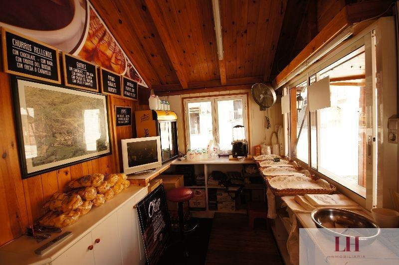For sale of commercial in Benasque