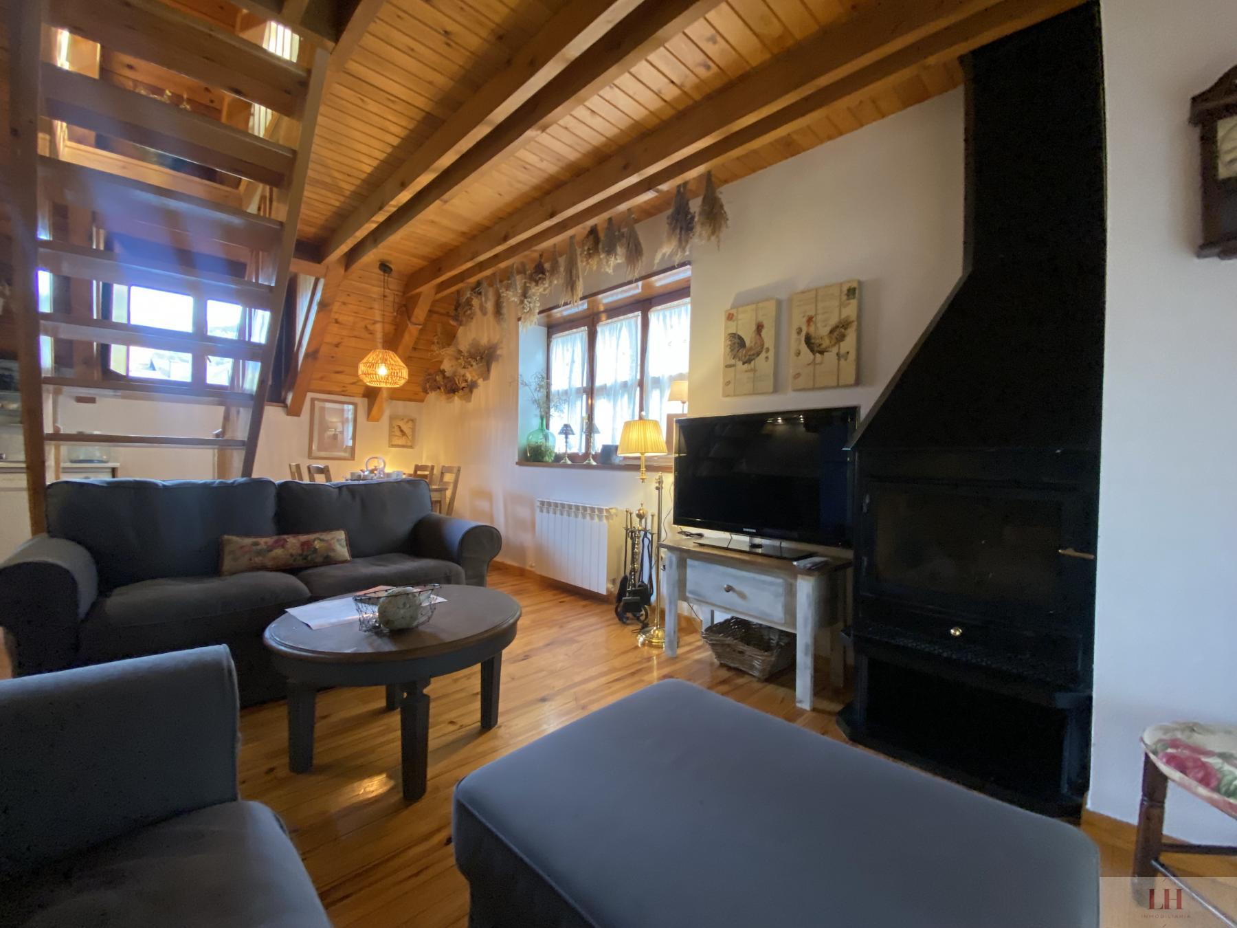 For sale of duplex in Benasque