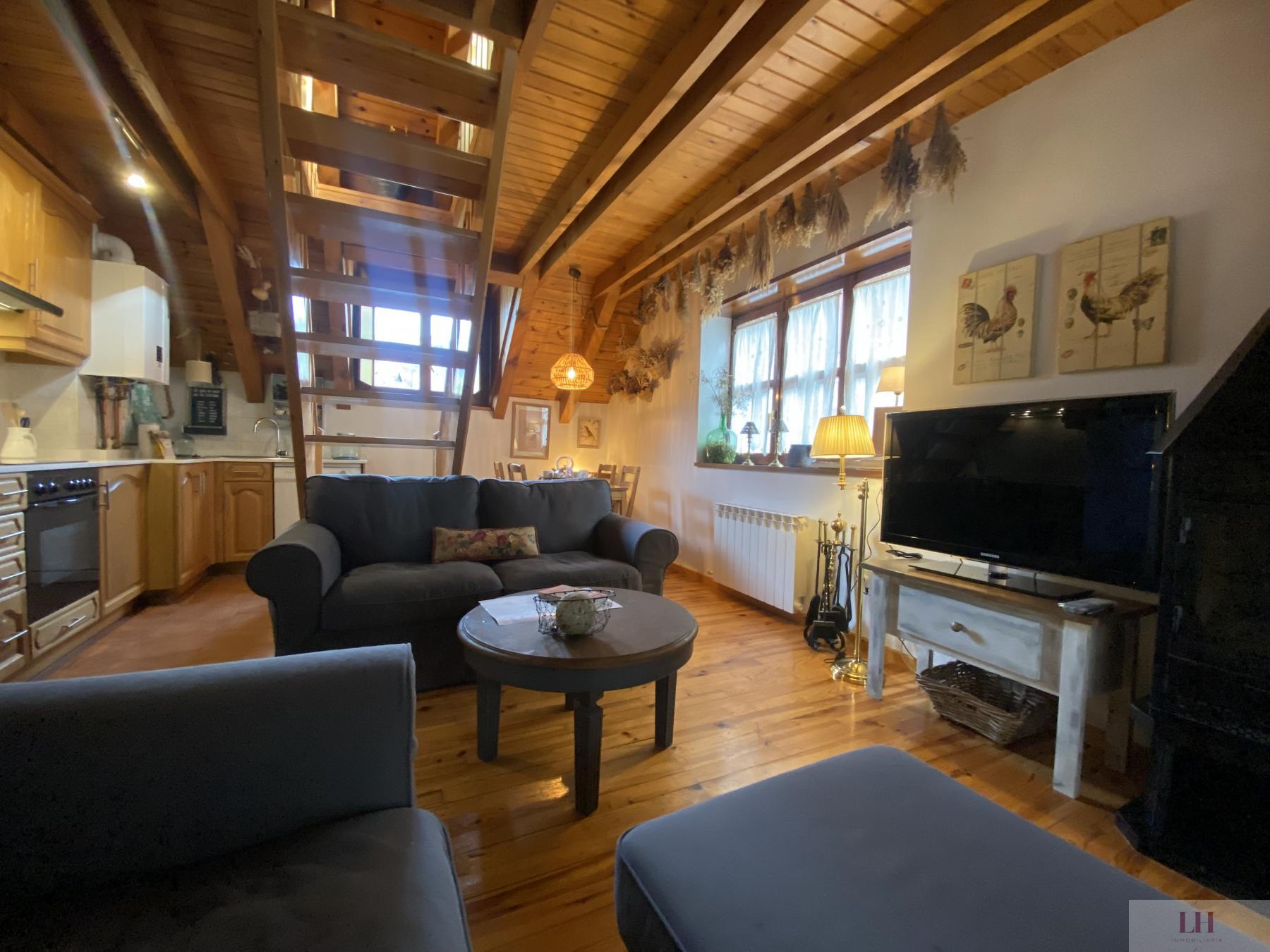 For sale of duplex in Benasque