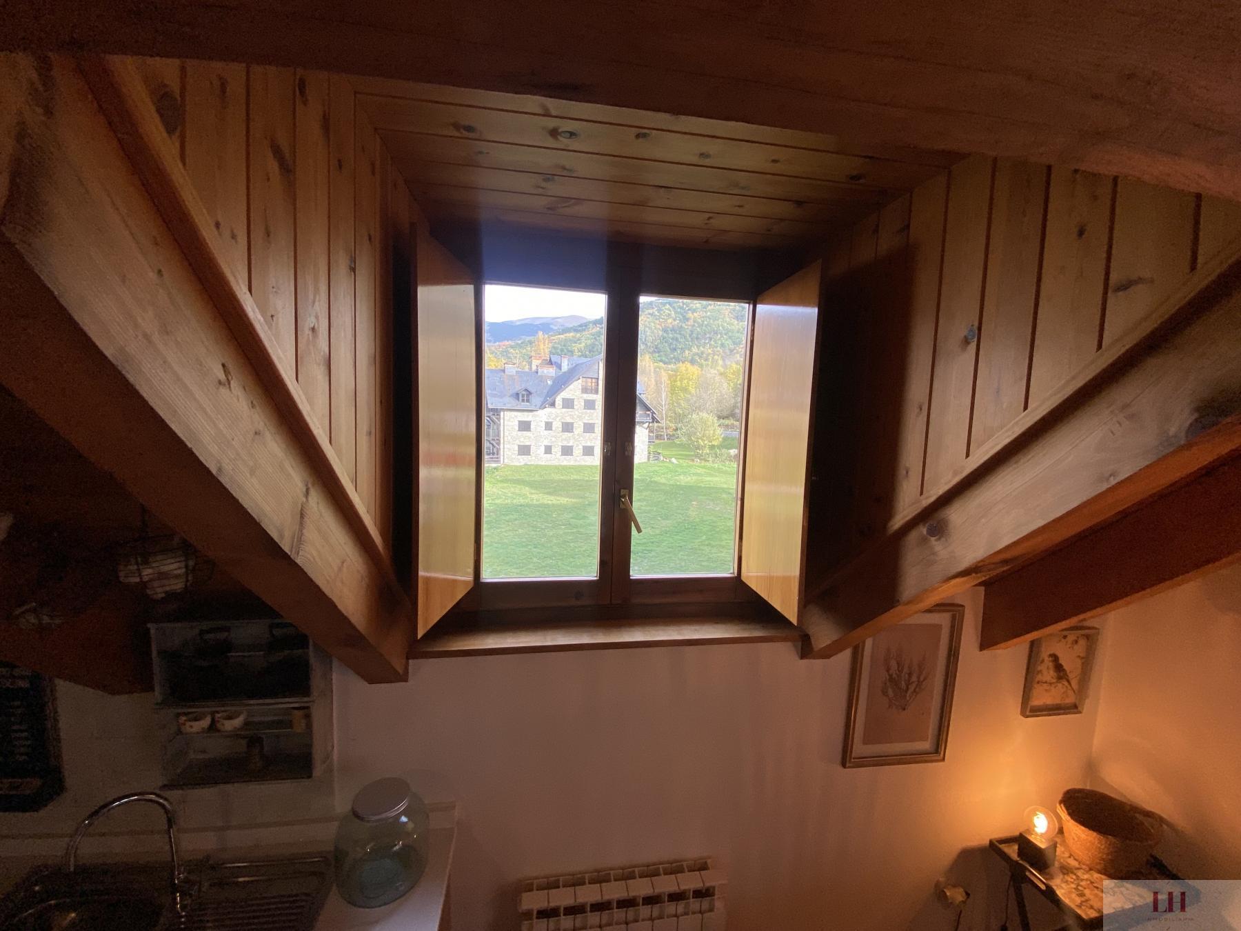 For sale of duplex in Benasque