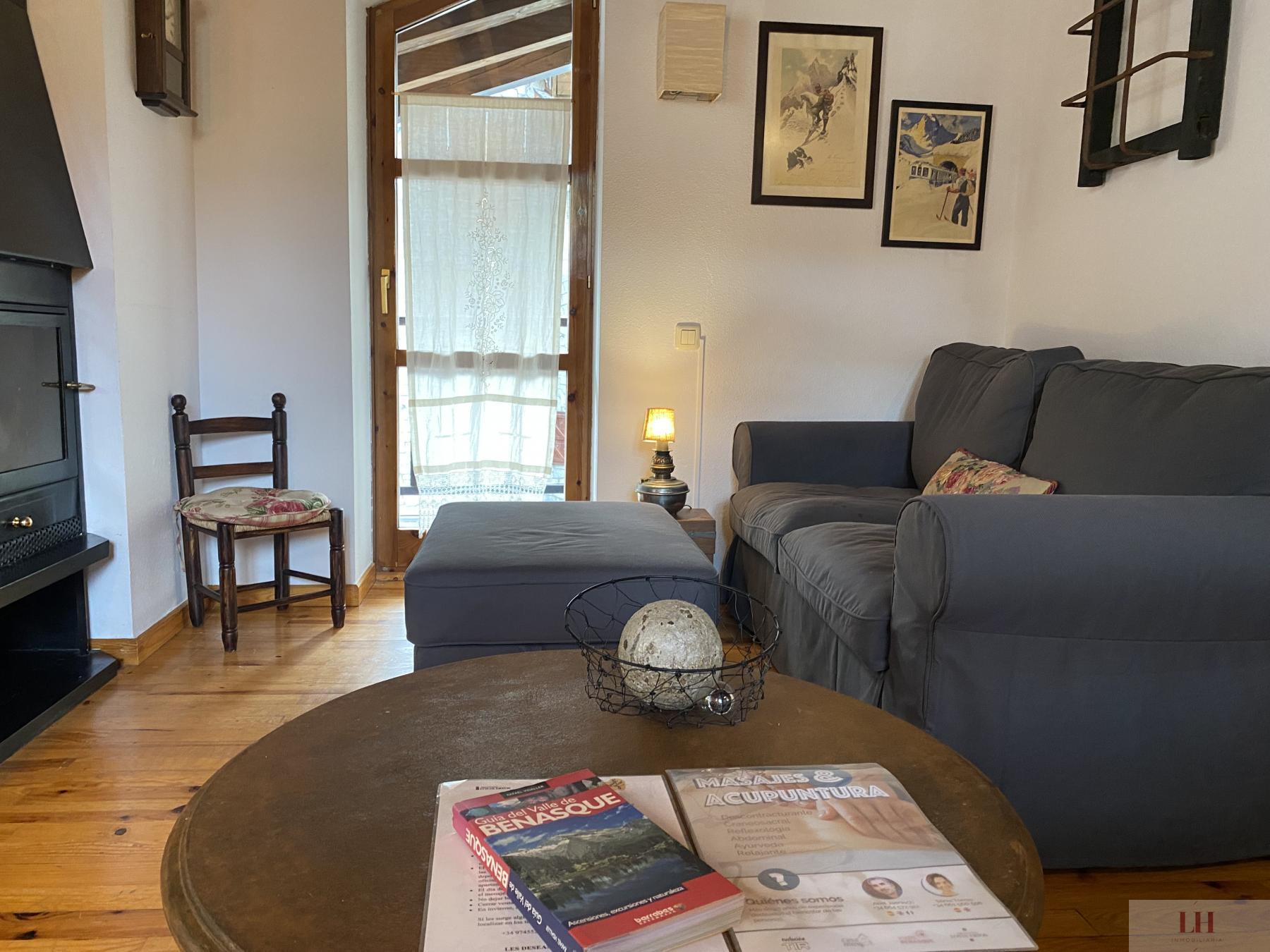 For sale of duplex in Benasque