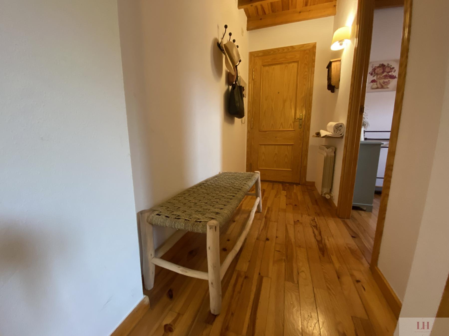 For sale of duplex in Benasque