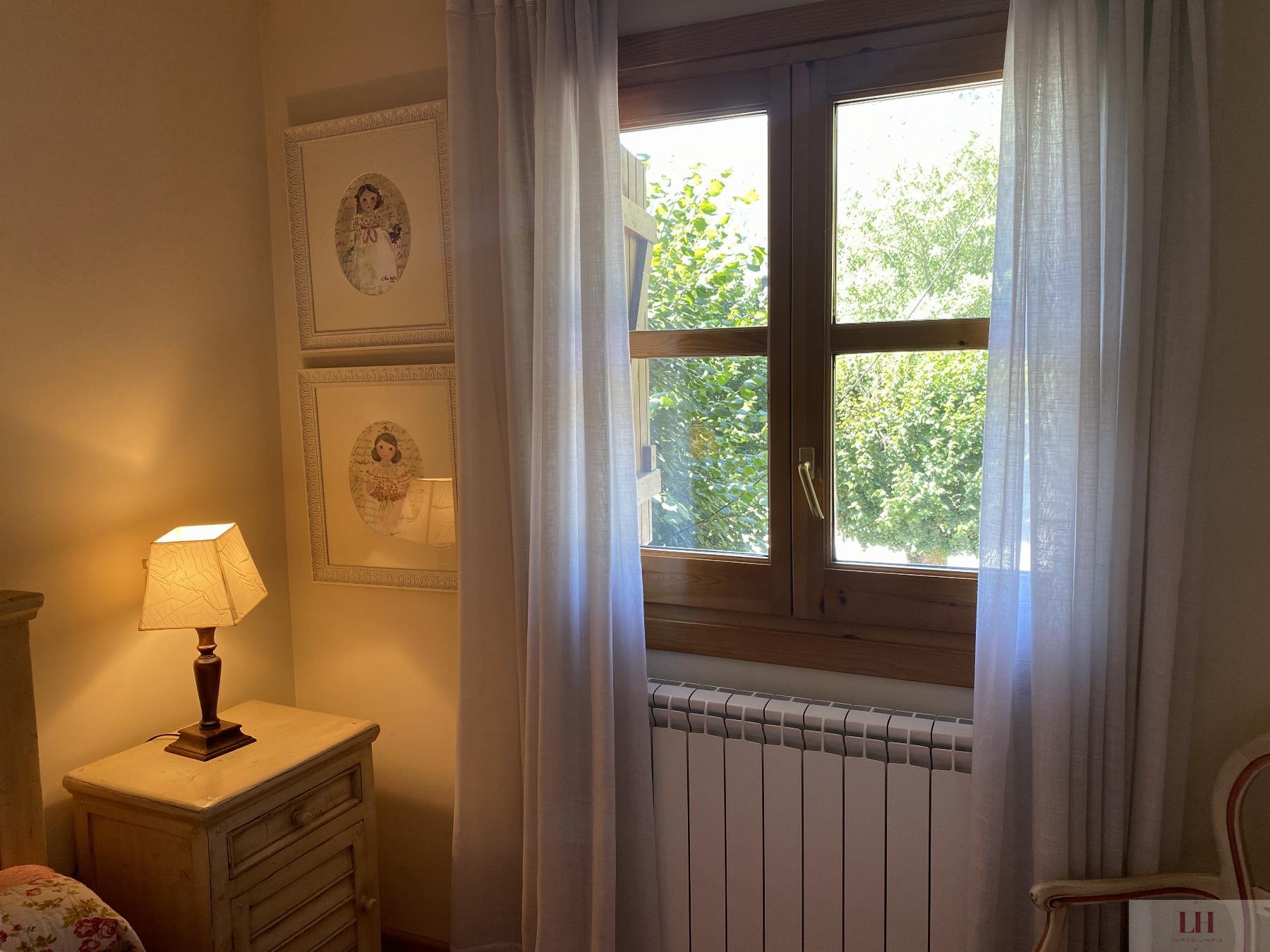 For sale of apartment in Benasque