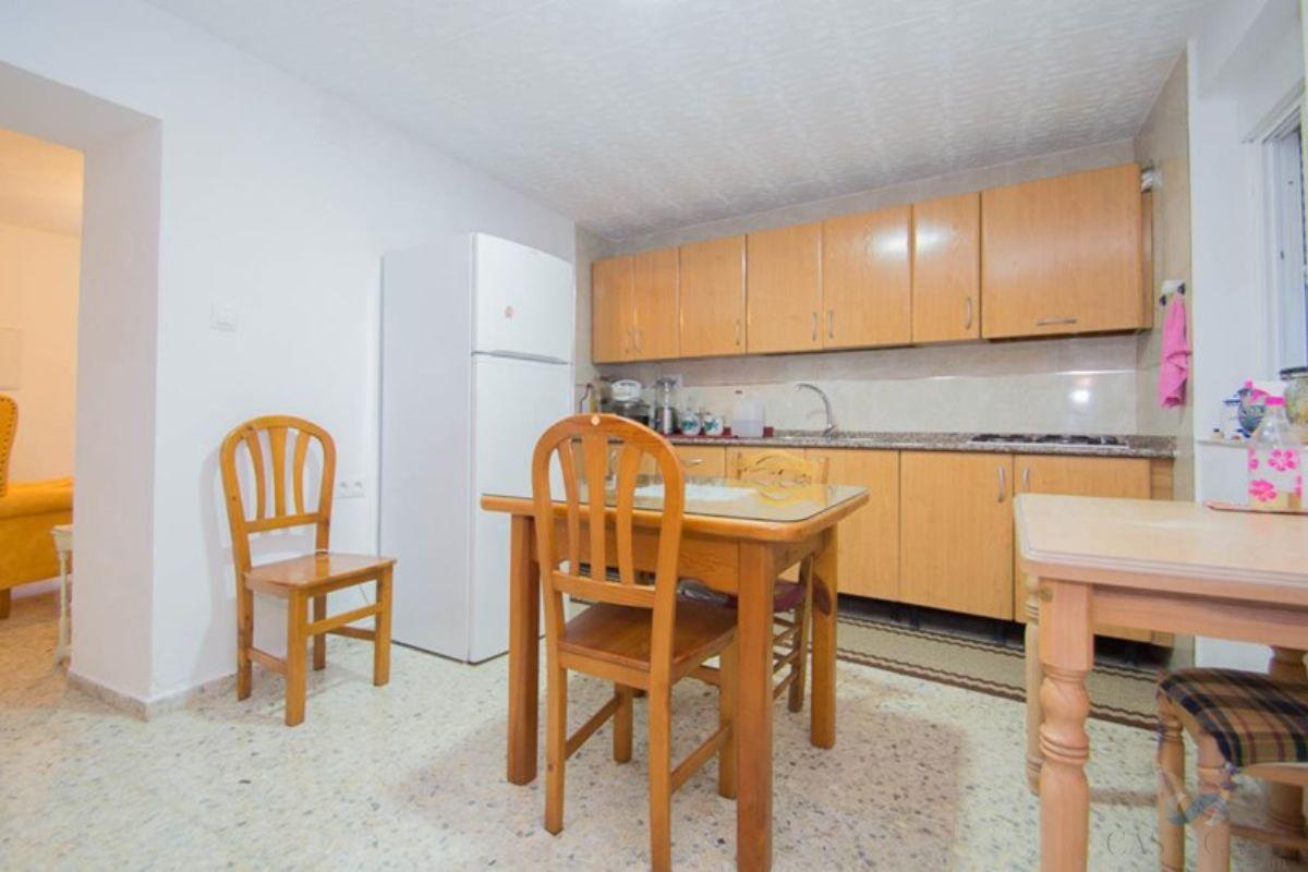 De vânzare din casă în Padul