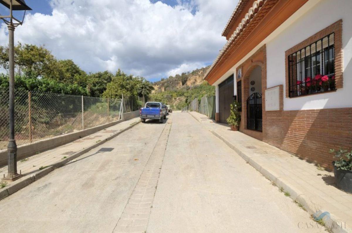 For sale of house in Albuñuelas