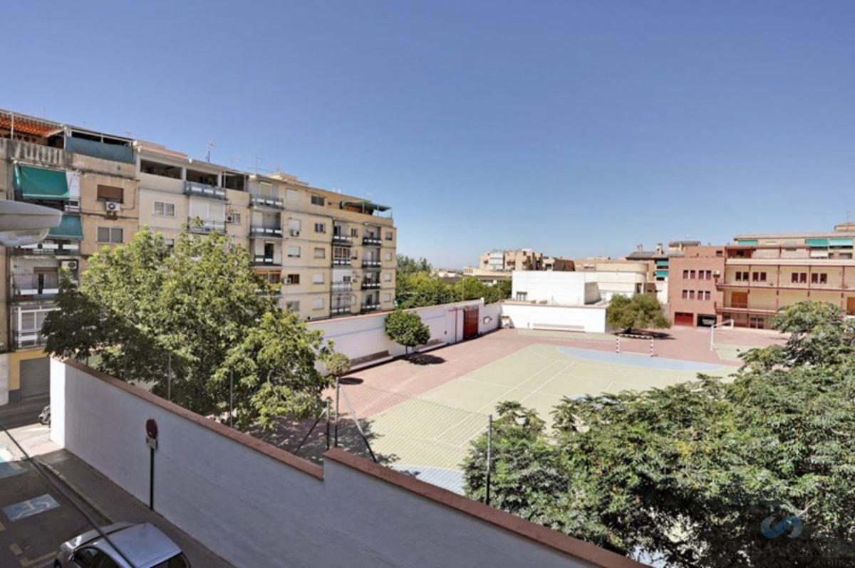 Köp av våning i Granada