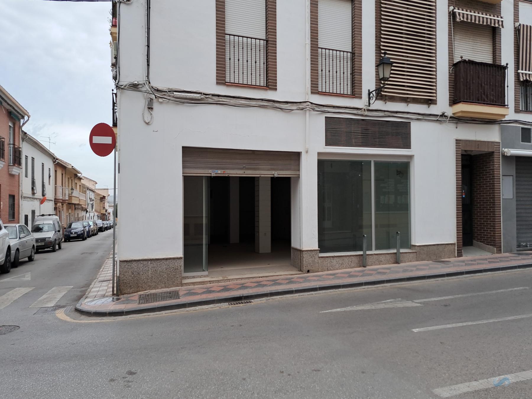 For rent of commercial in Armilla