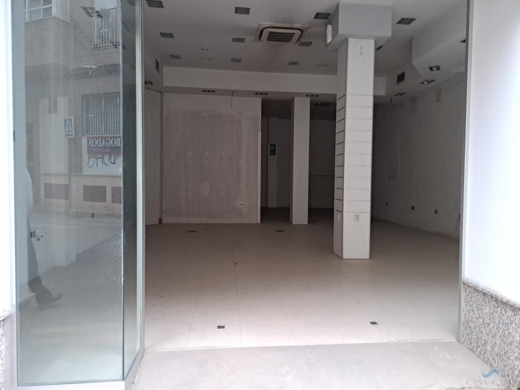 For rent of commercial in Armilla