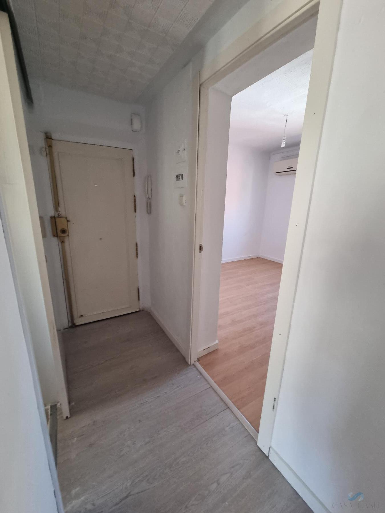 For rent of flat in Granada