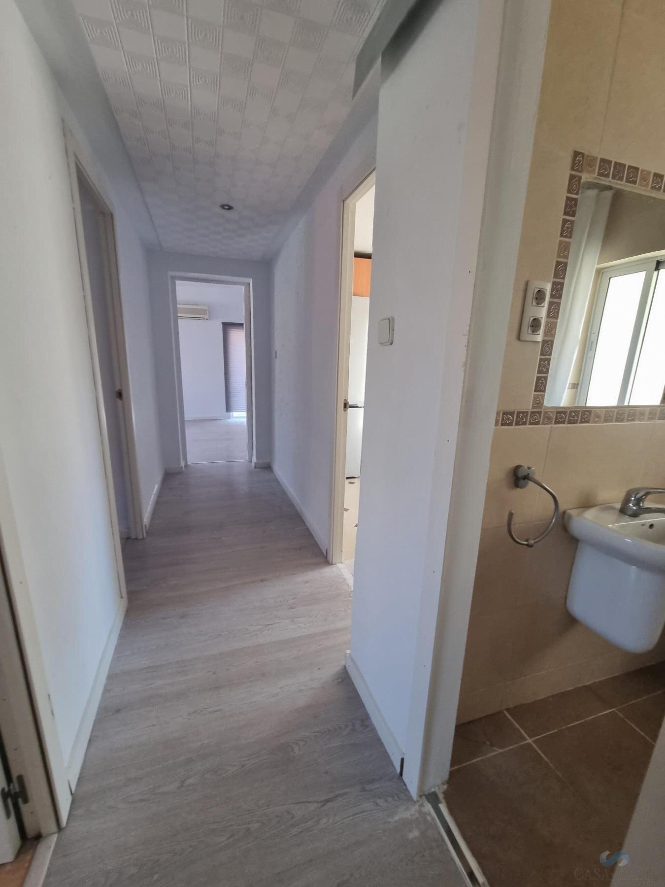For rent of flat in Granada