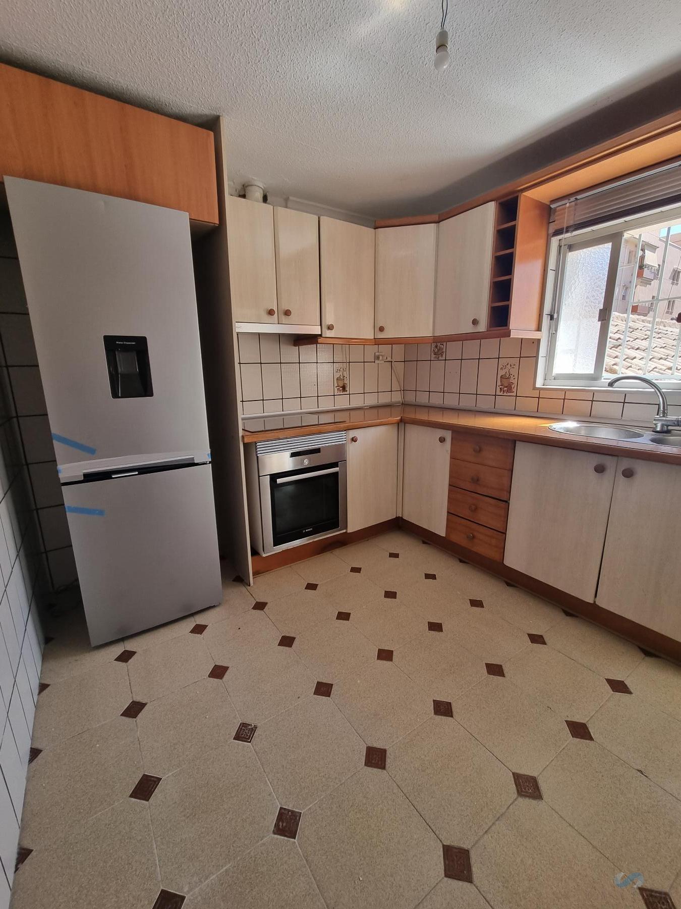 For rent of flat in Granada