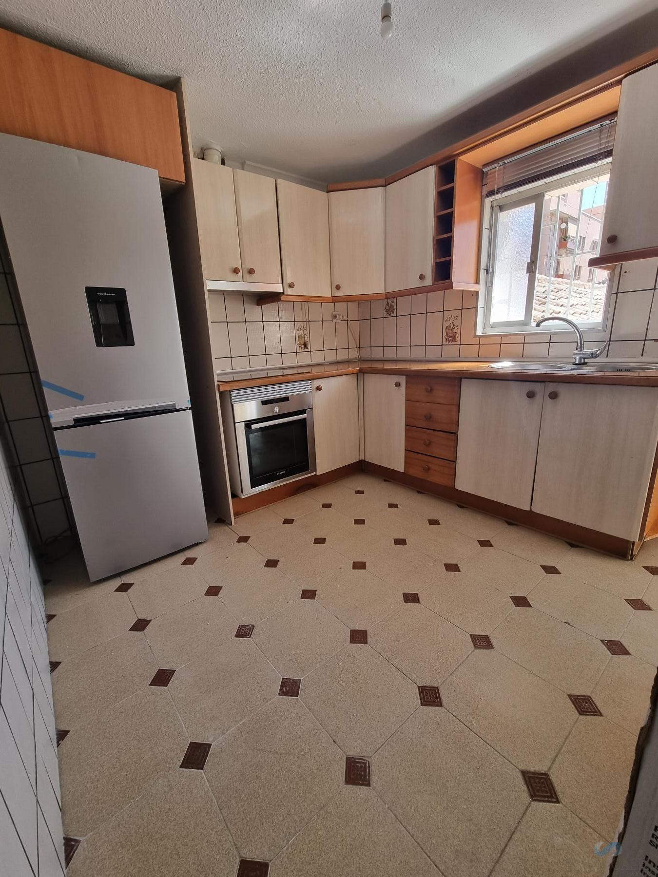 For rent of flat in Granada