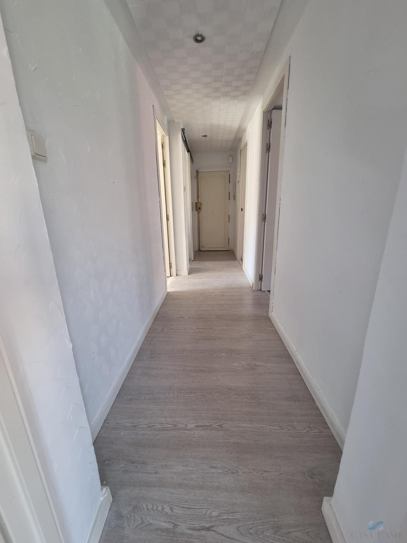 For rent of flat in Granada