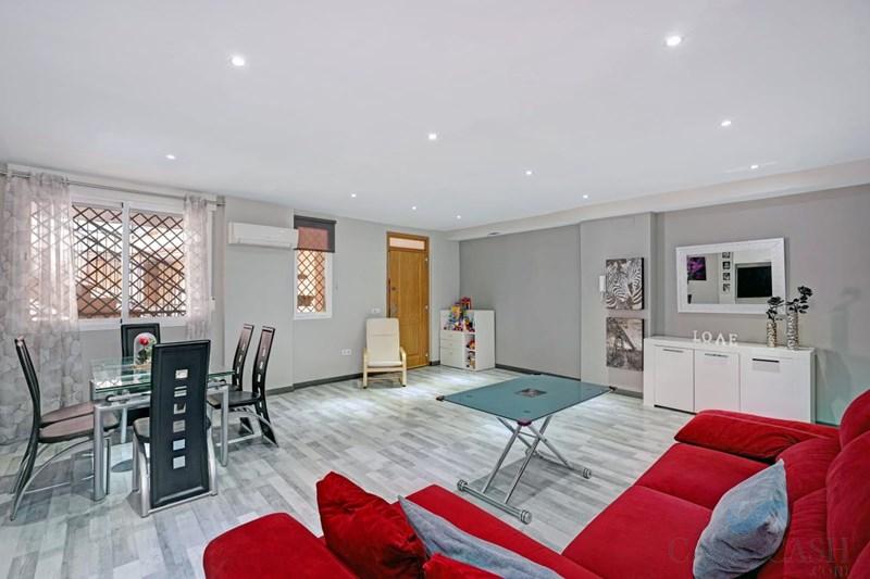 De vânzare din apartament în Padul