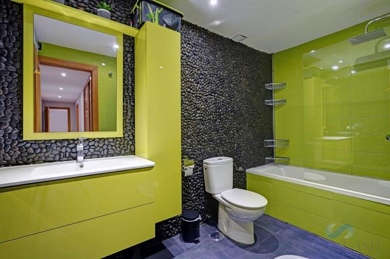 De vânzare din apartament în Padul