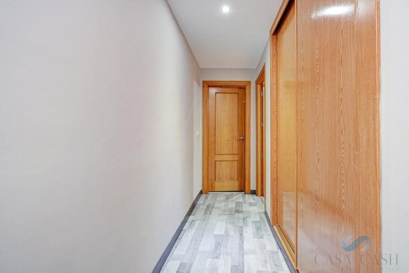 De vânzare din apartament în Padul