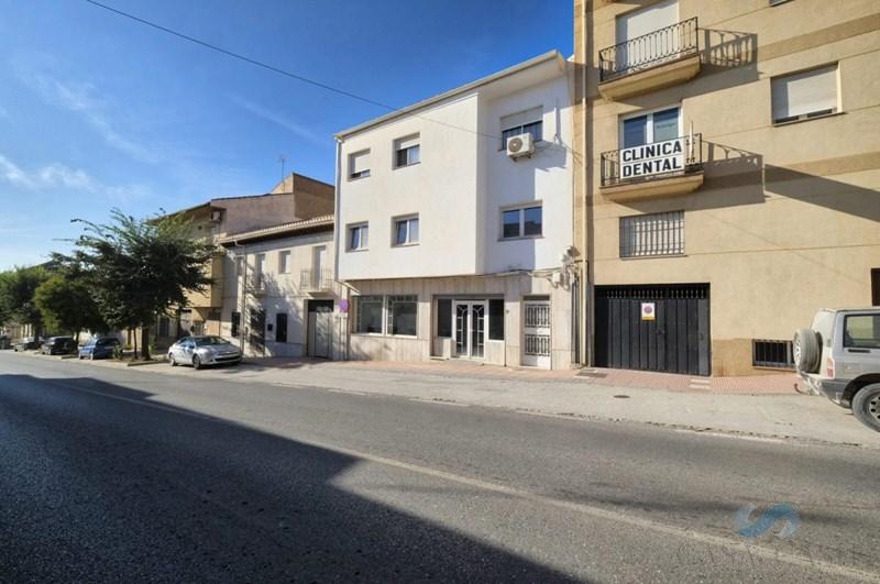 Venta de local comercial en Padul