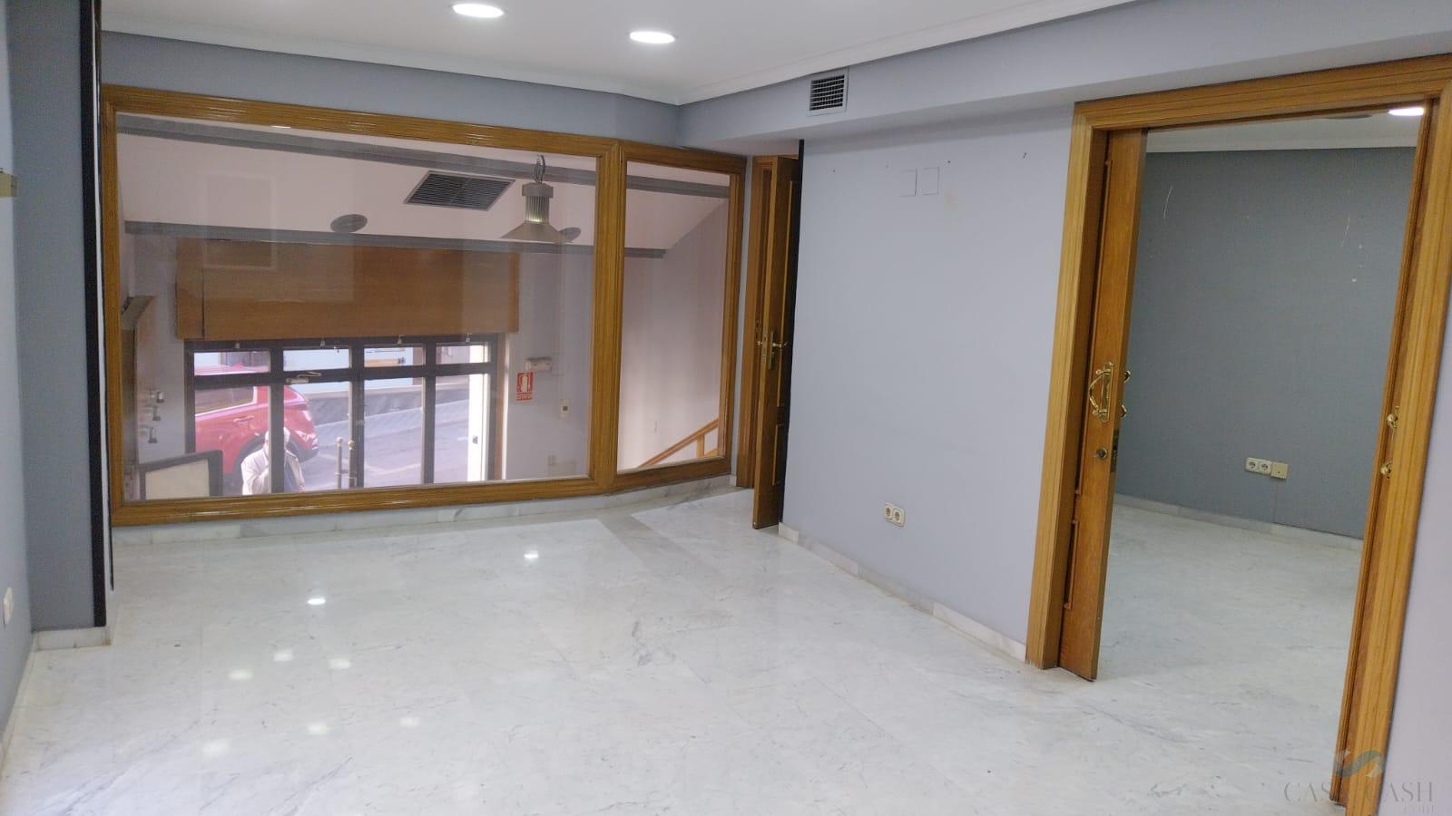 De vânzare din spații comerciale în Granada