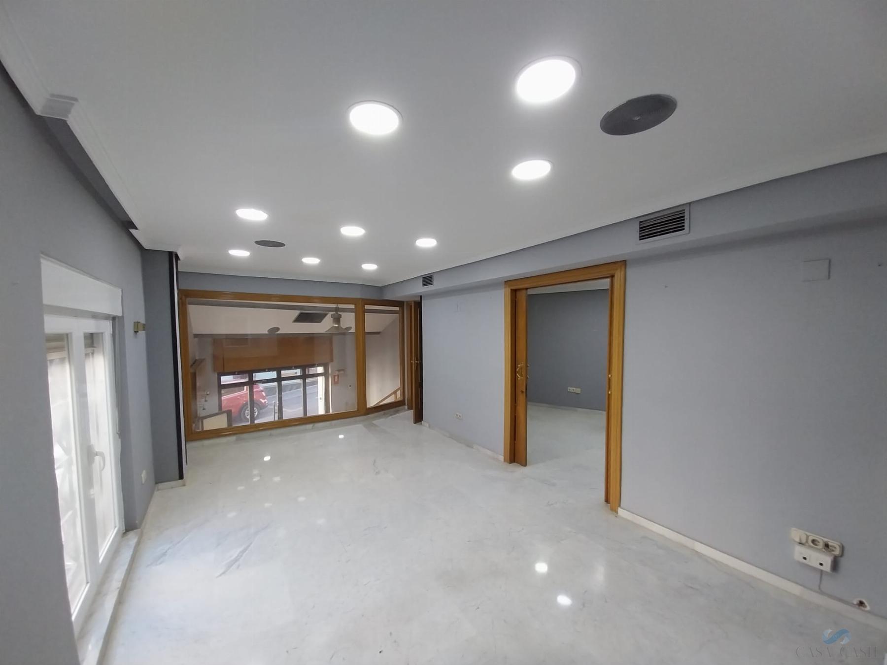 De vânzare din spații comerciale în Granada